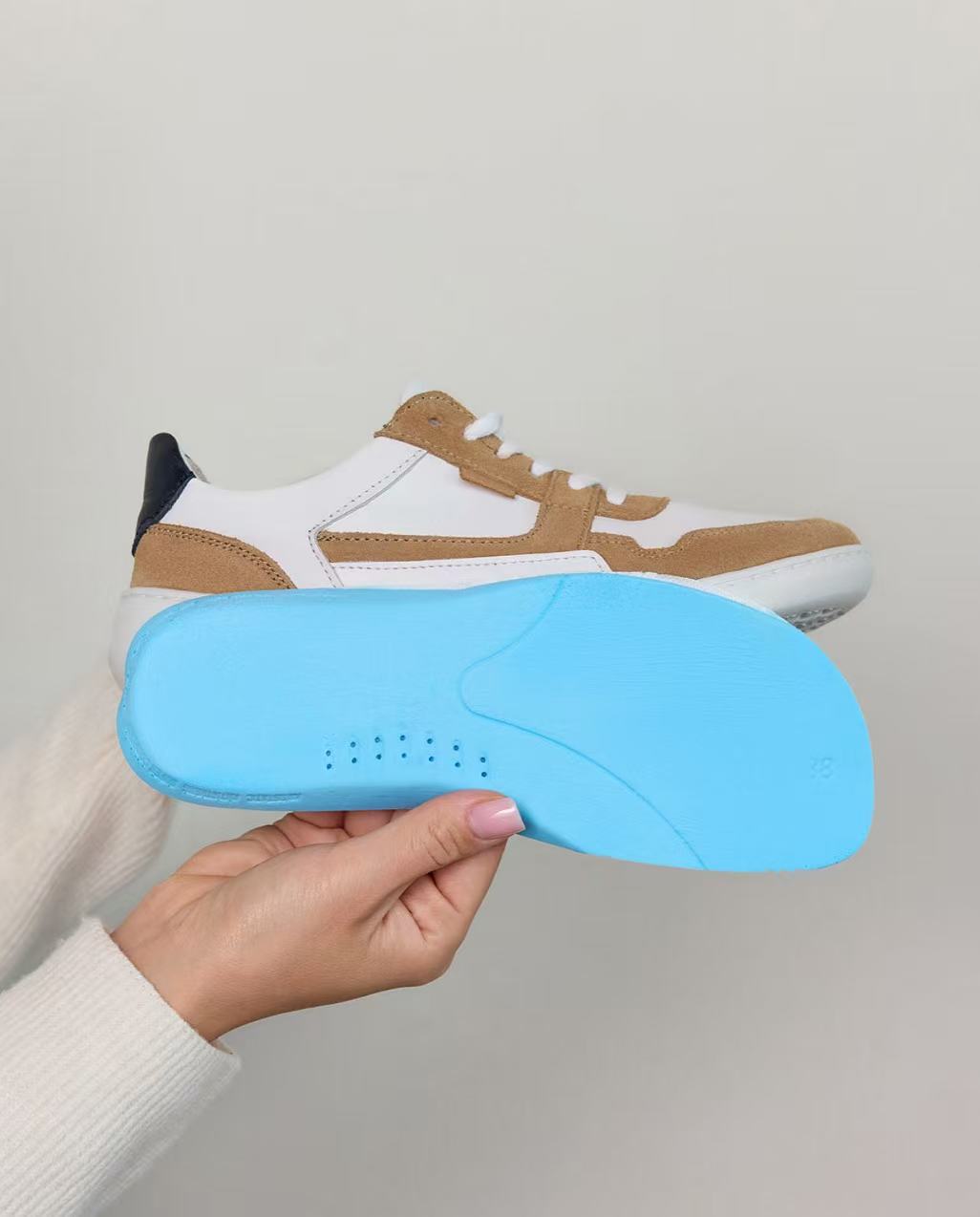 Herren Barfußschuhe aus Leder, Minimalschuhe mit Zehenfreiheit, Bequeme Barfuß Halbschuhe für Alltag & Outdoor, Weiß-Braun, Made in Portugal