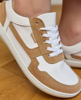 Herren Barfußschuhe aus Leder, Minimalschuhe mit Zehenfreiheit, Bequeme Barfuß Halbschuhe für Alltag & Outdoor, Weiß-Braun, Made in Portugal