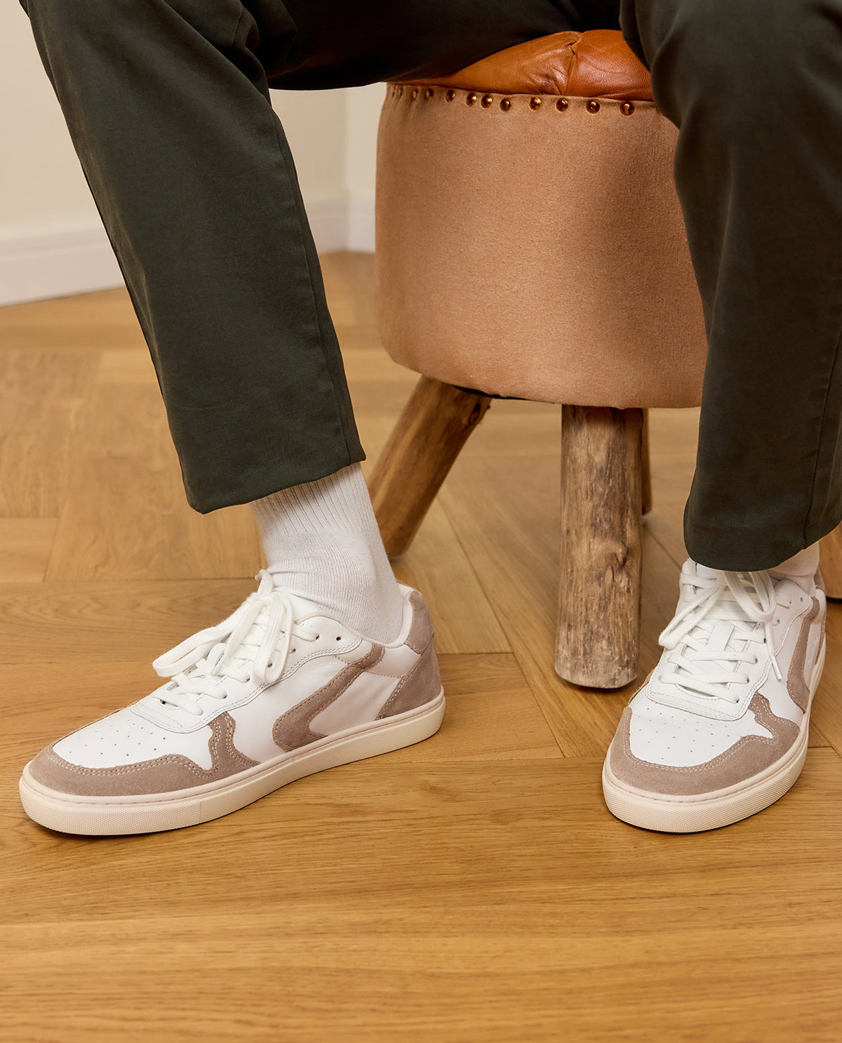 Herren Leder Sneaker Echtleder mit flexibler Sohle, Bequeme Freizeitschuhe, Sportliche Halbschuhe für Alltag & Freizeit, Hellbraun